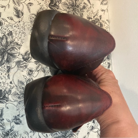 NAOT Sz 40 Distressed Squarish Toe Laser Cut Out Velcro Closure Mary Janes Shoes - Picture 6 of 9